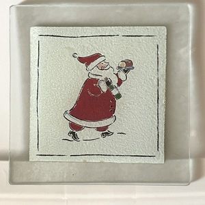 New Xmas hot plate for food! With Santa on the plate, made of glass!